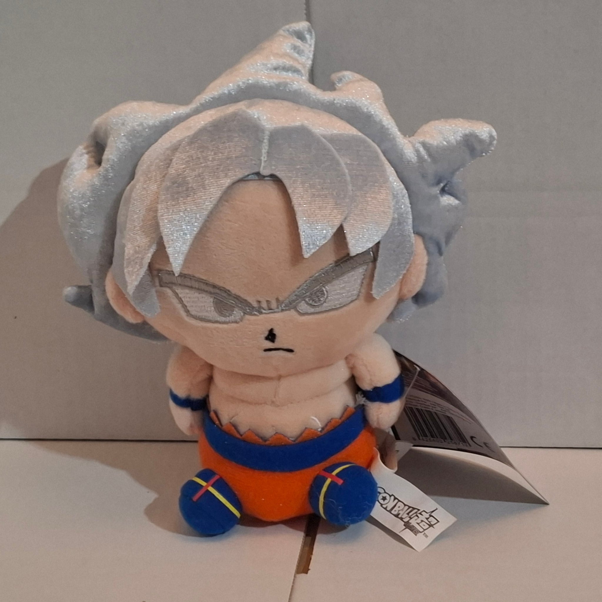Peluche Dragon Ball Super - Goku Ultra Instinct GOODIE'S MANIA